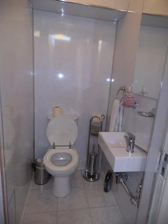 Menzies Guest House Edinburgh