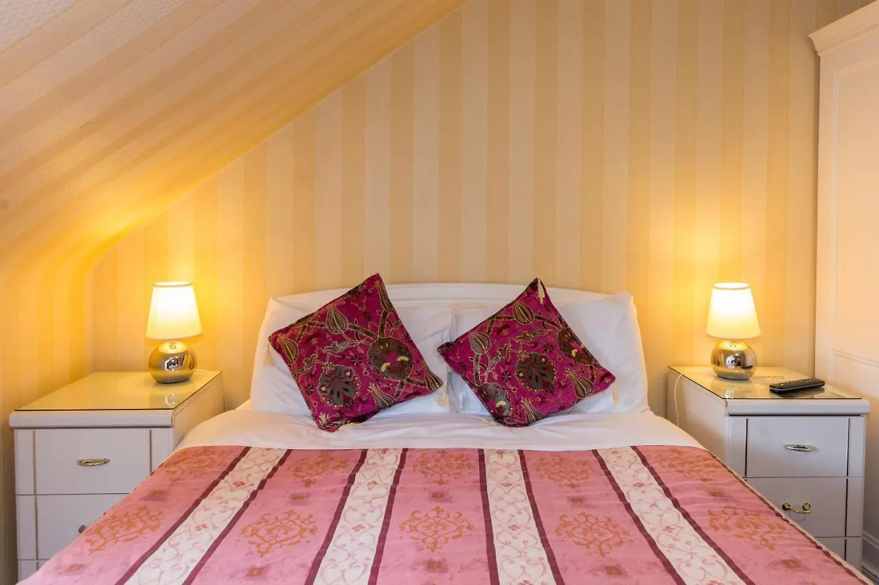Menzies Guest House Edinburgh